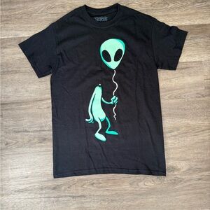 Spencer's Men’s Black Tee with Green Alien Balloon Graphic